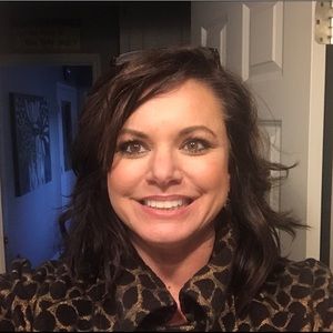 Meet your Posher, Lori